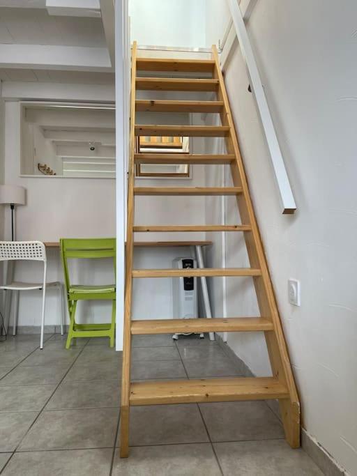 Maisonnette Rdc + Mezzanine Au Bord De L'Etang 勒卡特 外观 照片